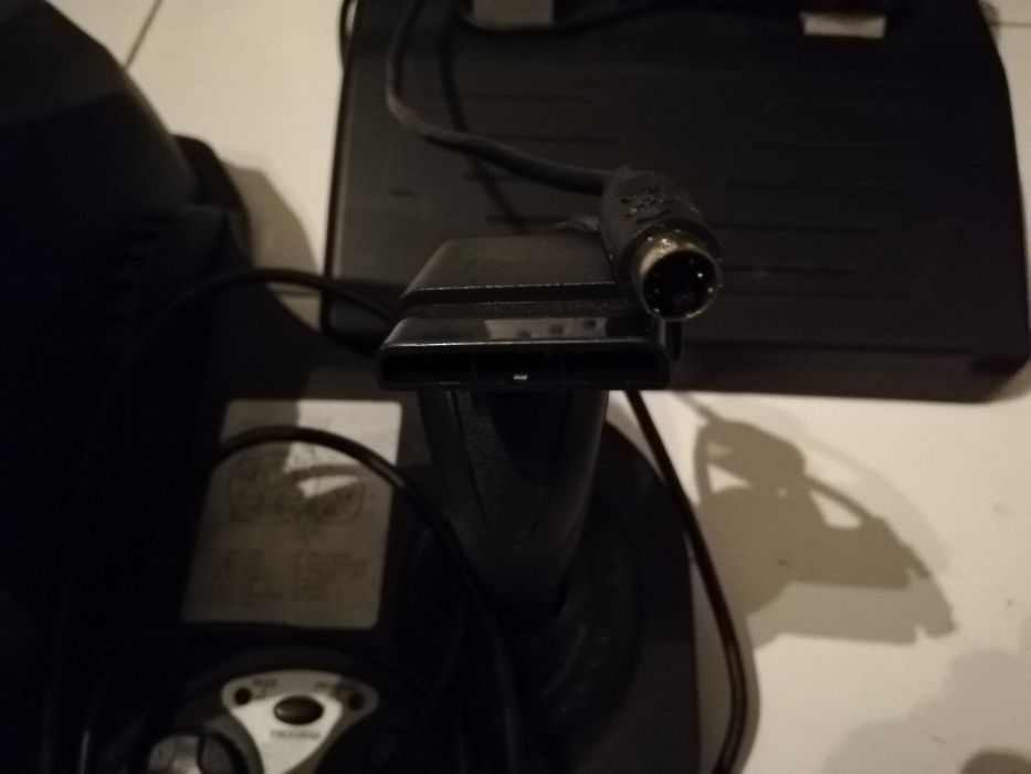 Volante e pedais para PS 1 / 2