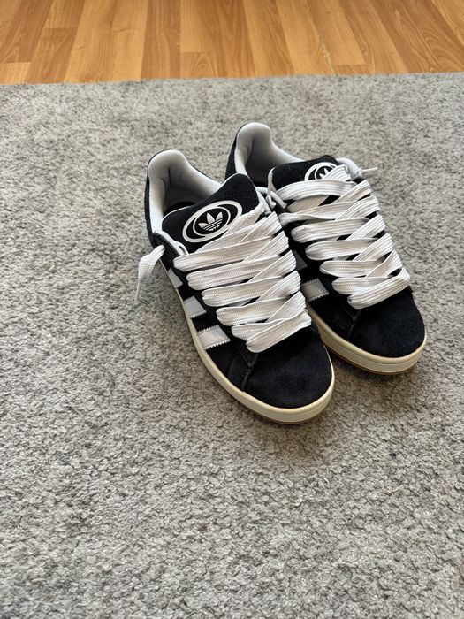 Adidas campus