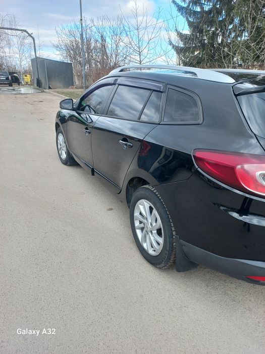 Продам рено меган 2013р