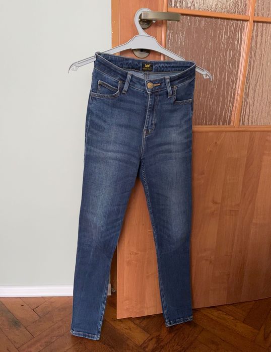 Spodnie damskie jeansy,zadbane