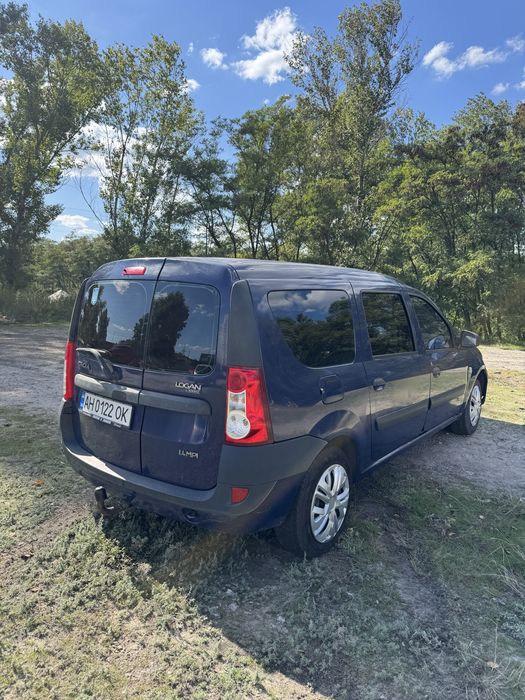Продам dacia logan mcv 1.4