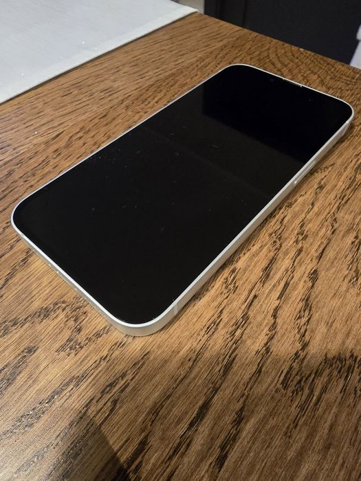 Iphone 16e 128gb gwarancja bateria 100%