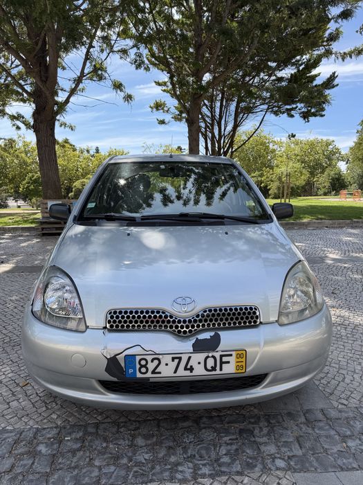 Toyota Yaris — fotografia 3