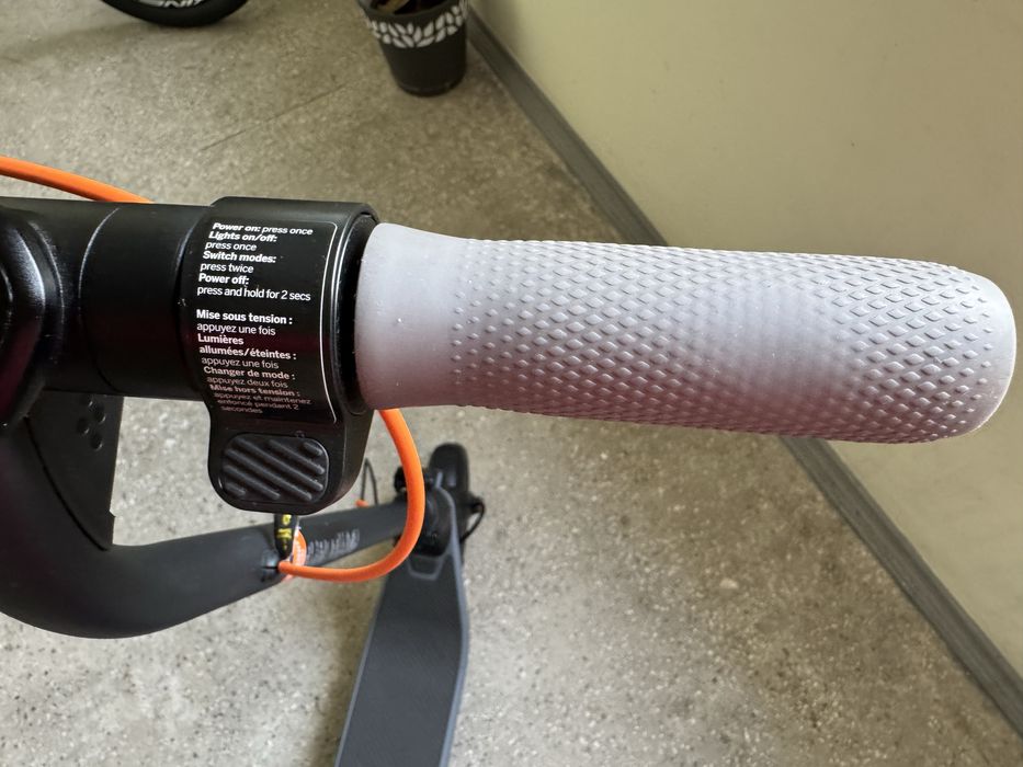 Електро самокат NINEBOT. E2 PLUS