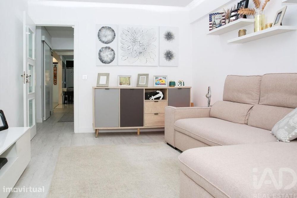 Apartamento T3 em Massamá e Monte Abraão de 126 m2