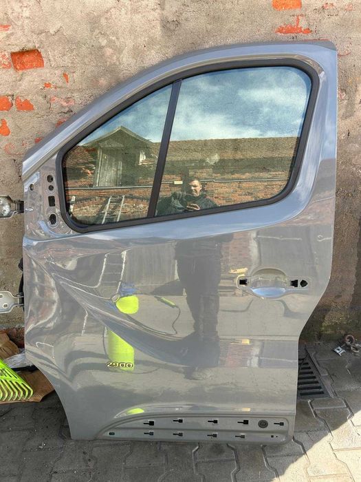 Drzwi Lewe Opel Vivaro Europa