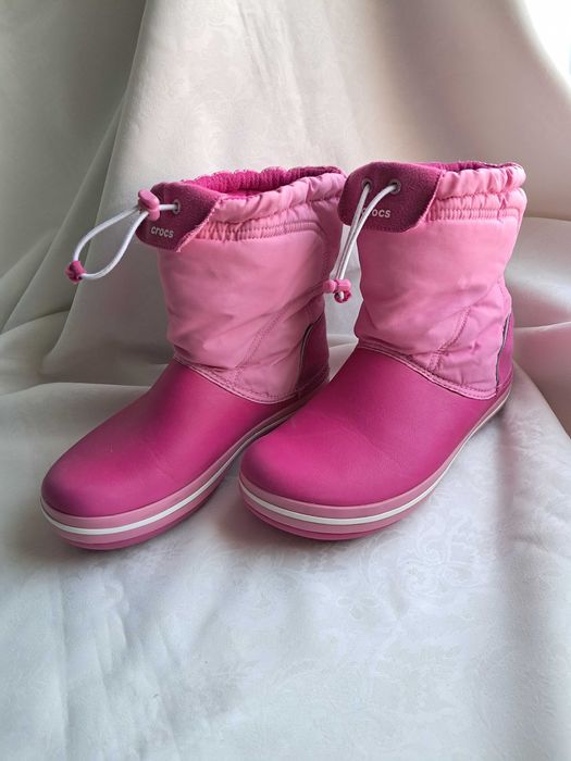 Różowe ocieplane śniegowce Crocs J6