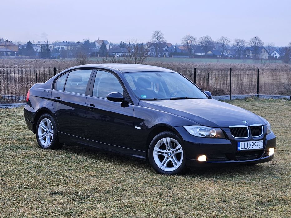 BMW serii 3 e90 2007r. 2.0 Benz.