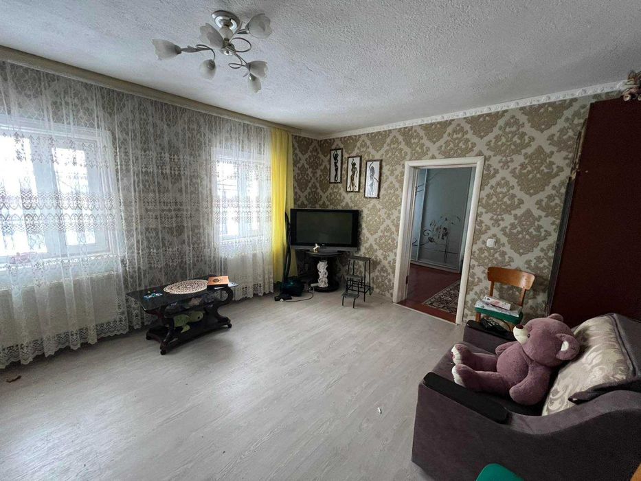 Продаж будинку, с. Уладівське