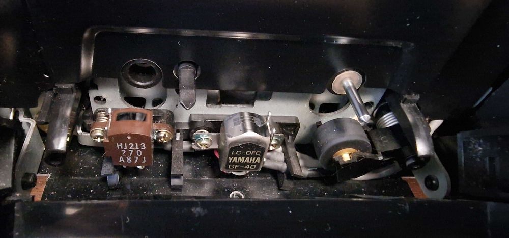 Magnetofon Yamaha KX-300