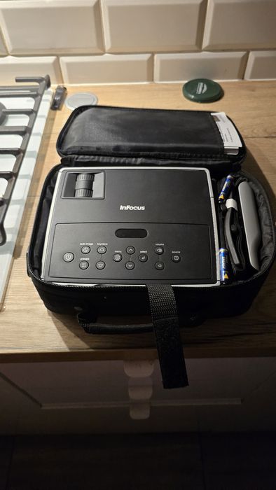 Projektor rzutnik InFocus in1102 praktycznie nowy
