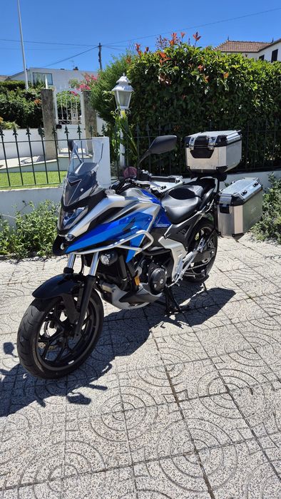 Honda Nc 750X poucos klms