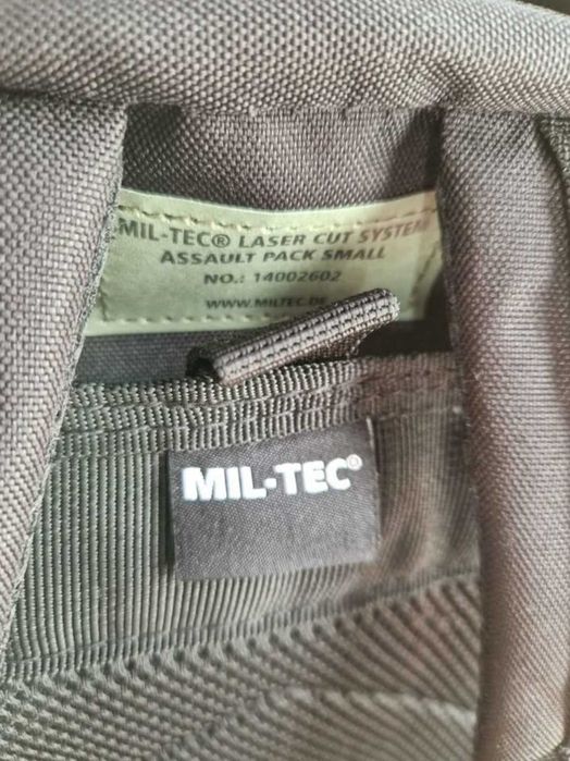 Mochila tática MiL-TEC 20 L preta