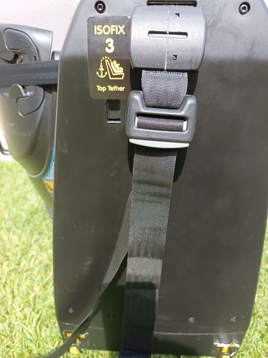 Cadeira Auto Bébé Confort AxissFix ISOFIX – Muito Bom Estado