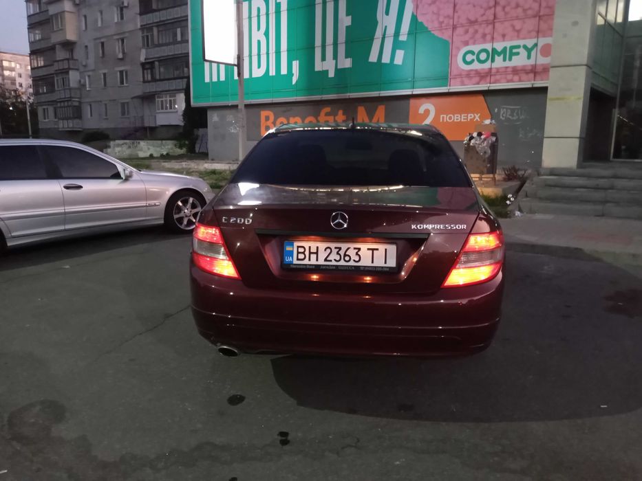 Mercedes-Benz C-Class 2007 W204, 200 Kompressor AT (184 к.с.)
