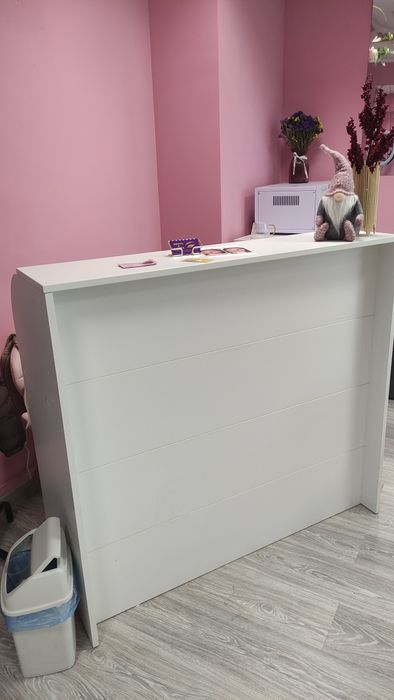 Продам меблі для студії краси
