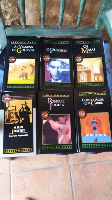 Lote de seis livros da biblioteca " Visao" de 2000.