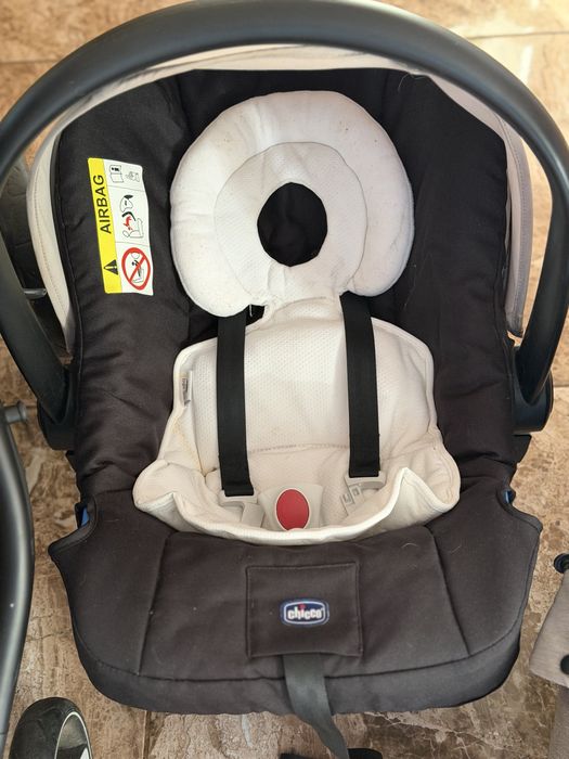 Trio chicco ( carrinho +ovo+alcofa)