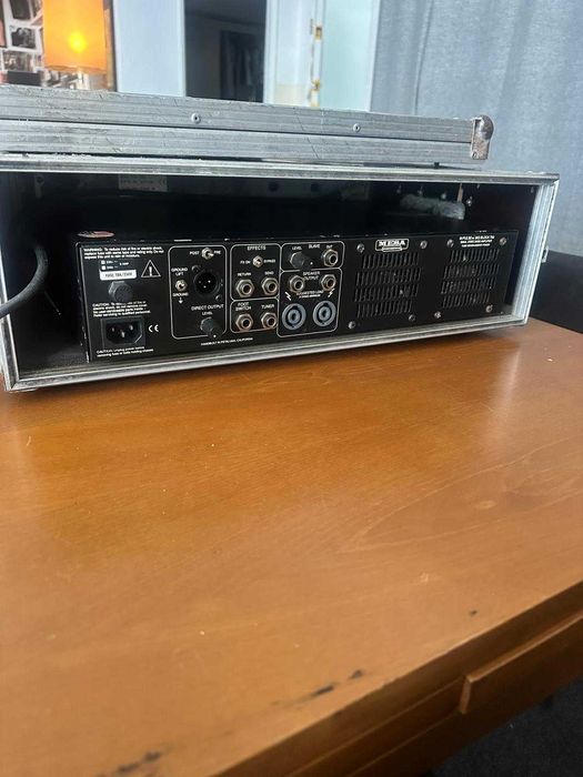 Mesa Boogie Big Block 750 – Rack Profissional Completa c/ Afinador Korg | Setup de Palco/Estúdio