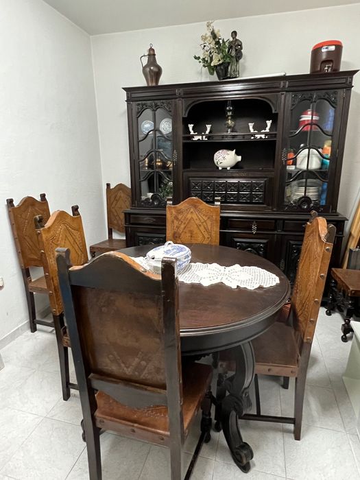 Mobília completa de jantar vintage