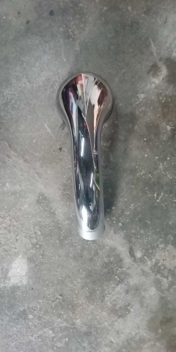 Torneiras de marca Groehe(2) e mãos de chuveiro(2)