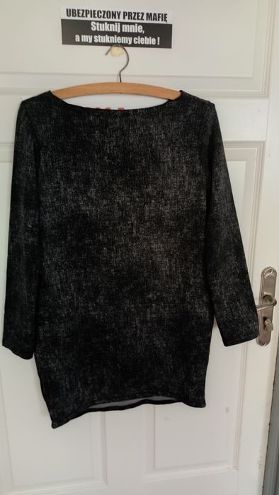 Sprzedam bluzkę.