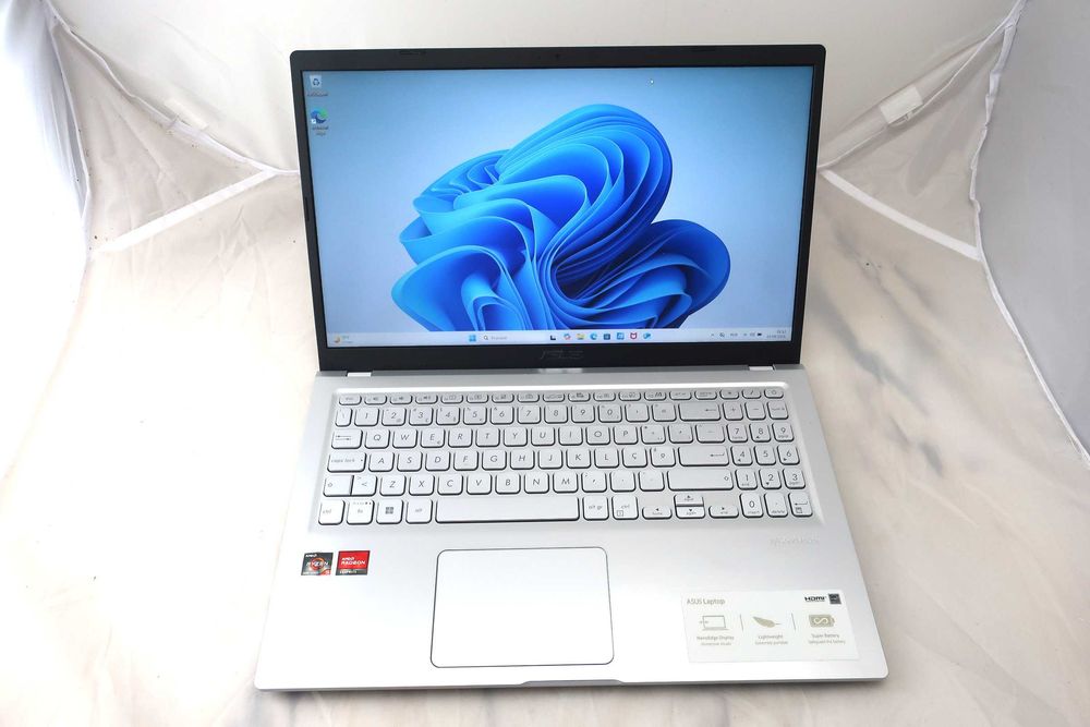 Asus vivobook m515 ryzen 5 8gb ram win11