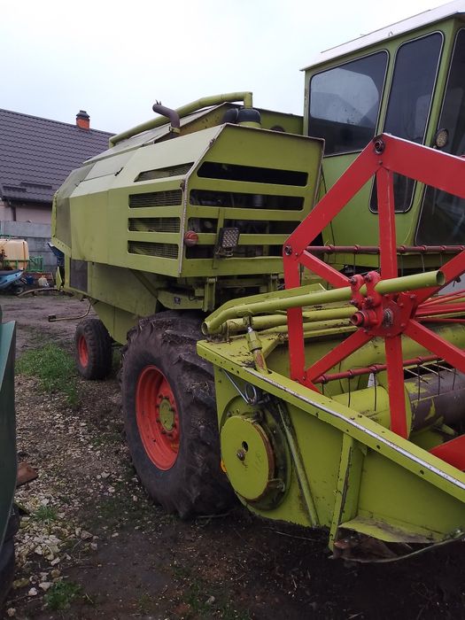 Продам комбайн клас