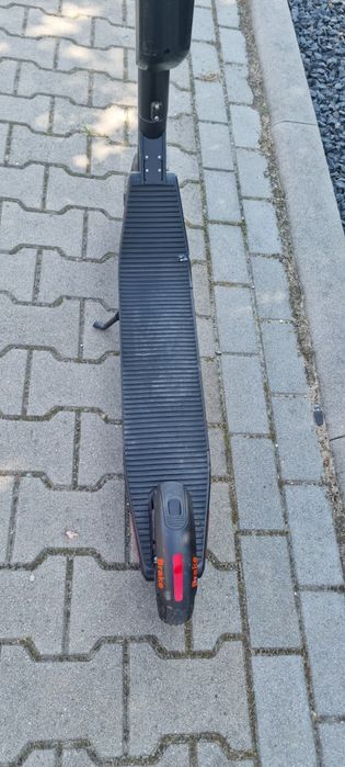 Hulajnoga elektryczna segway ninebot