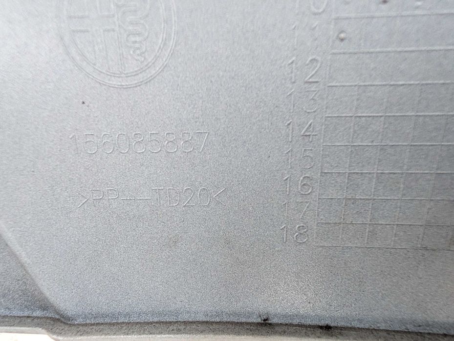 alfa romeo giulietta 10-  zderzak przód spryski