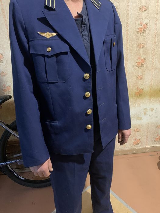 Костюм залізничника.