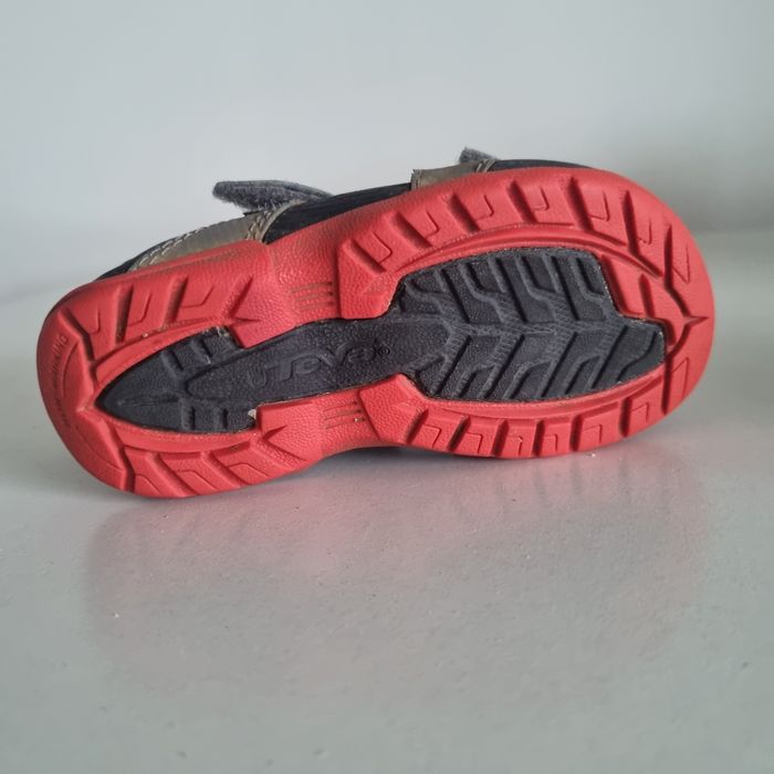 Sandały na rzepy  teva