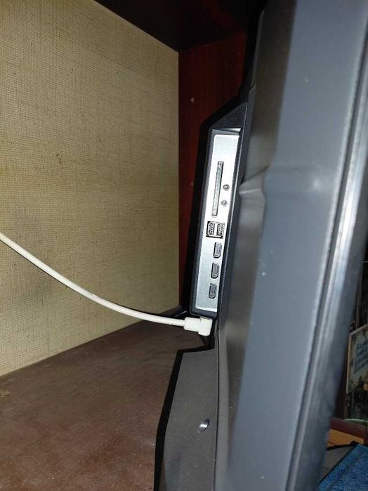 TV 32 polegadas marca Smart479740322131496961