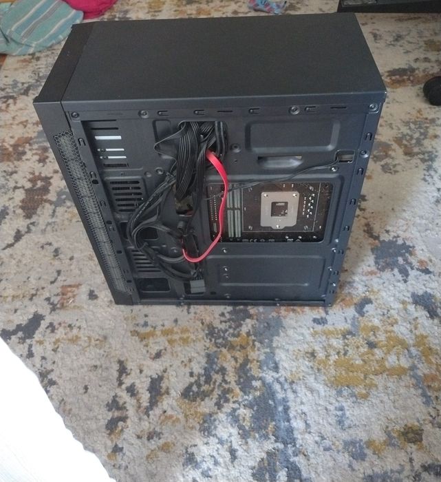 Komputer stacjonarny