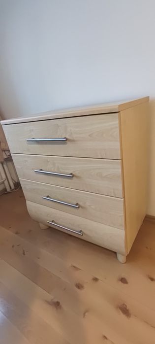 Komoda 4 szafki jasna