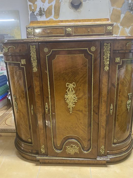 Przepiekna wysoka komoda