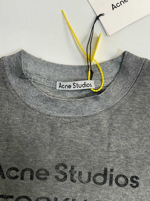 Футболка сіра Acne Studios STOCKHOLM 1996 серая distressed M L