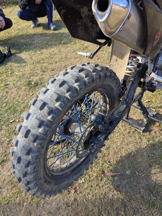 Мотоцикл Exdrive crf 300