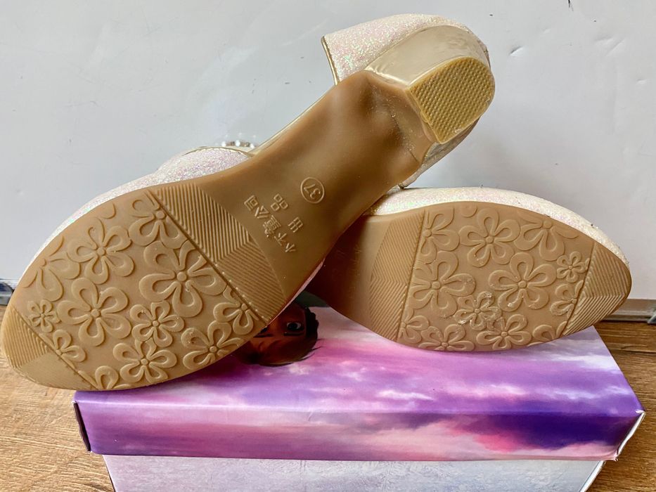 Brokatowe buty, baleriny z perłami i cyrkoniami rozmiar 36/37