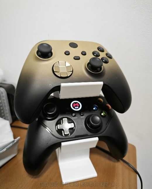 PlayStation and Xbox Command Base64751136283394120