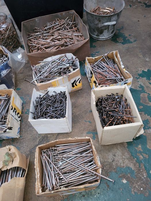 Pregos varios medidas