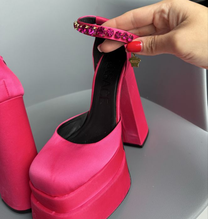 Туфли версаче «Versace» 37 р розовые