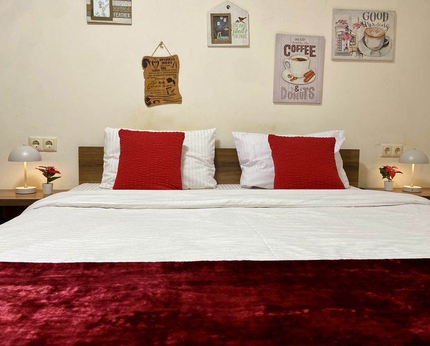 ПЛОЩА РИНОК Центр погодинно подобово