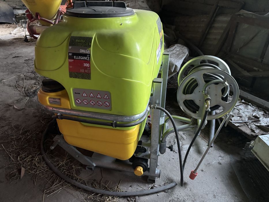 Pulverizador rocha 300
