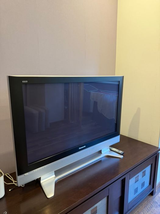 Телевізор Panasonic Viera 42”