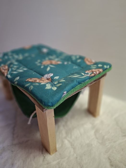 Табурет для грызунов  размер 20х30 высота 16