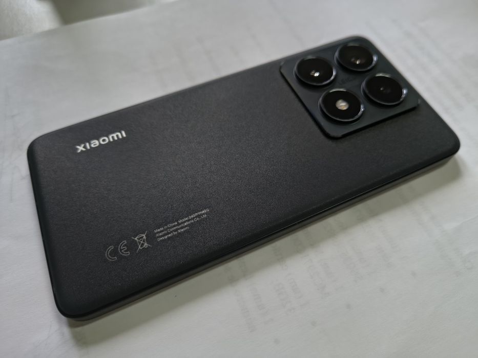 Xiaomi 14T Pro 12/512 com carregador 120W