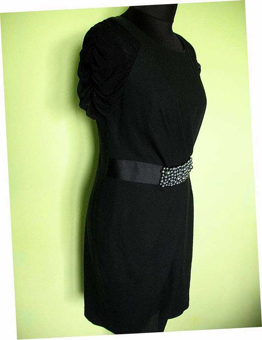 Sukienka - Czarna - Piękny styl - 40 L - biust 90 cm  Monnari