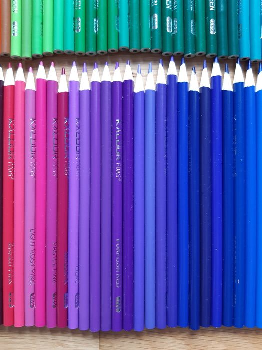 Kredki Kalour 106 sztuk