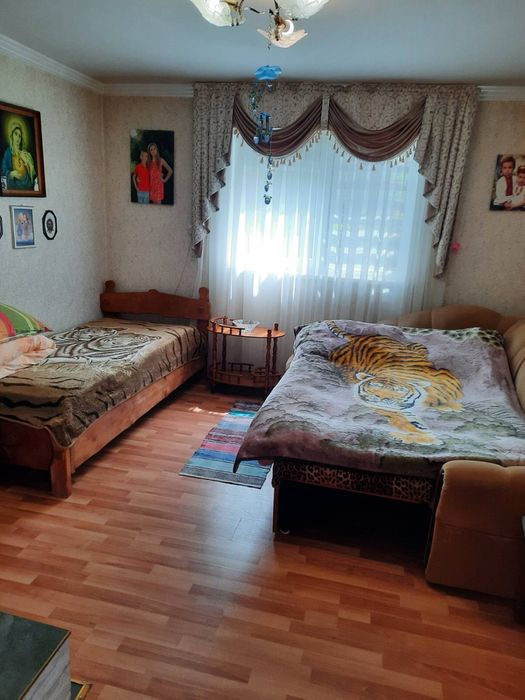 Оренда будинку Велятино , подобово , термальні води